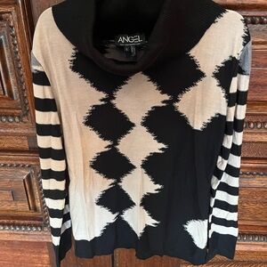 Angel Black and Cream Geometric Women's Sweater